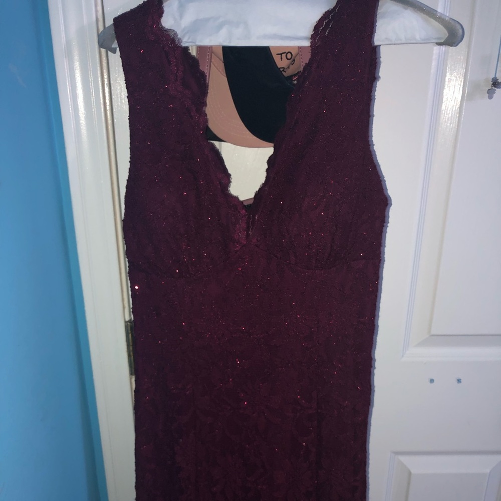 Dress - Picture 2 of 4